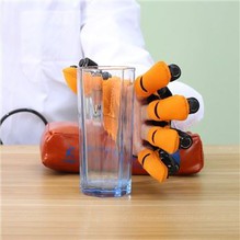 Роботизирани ръкавици за домашни грижи за пациенти с инсулт
